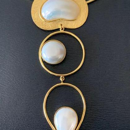 Handmade Shell Pearl Necklace And Earrings 24 K..