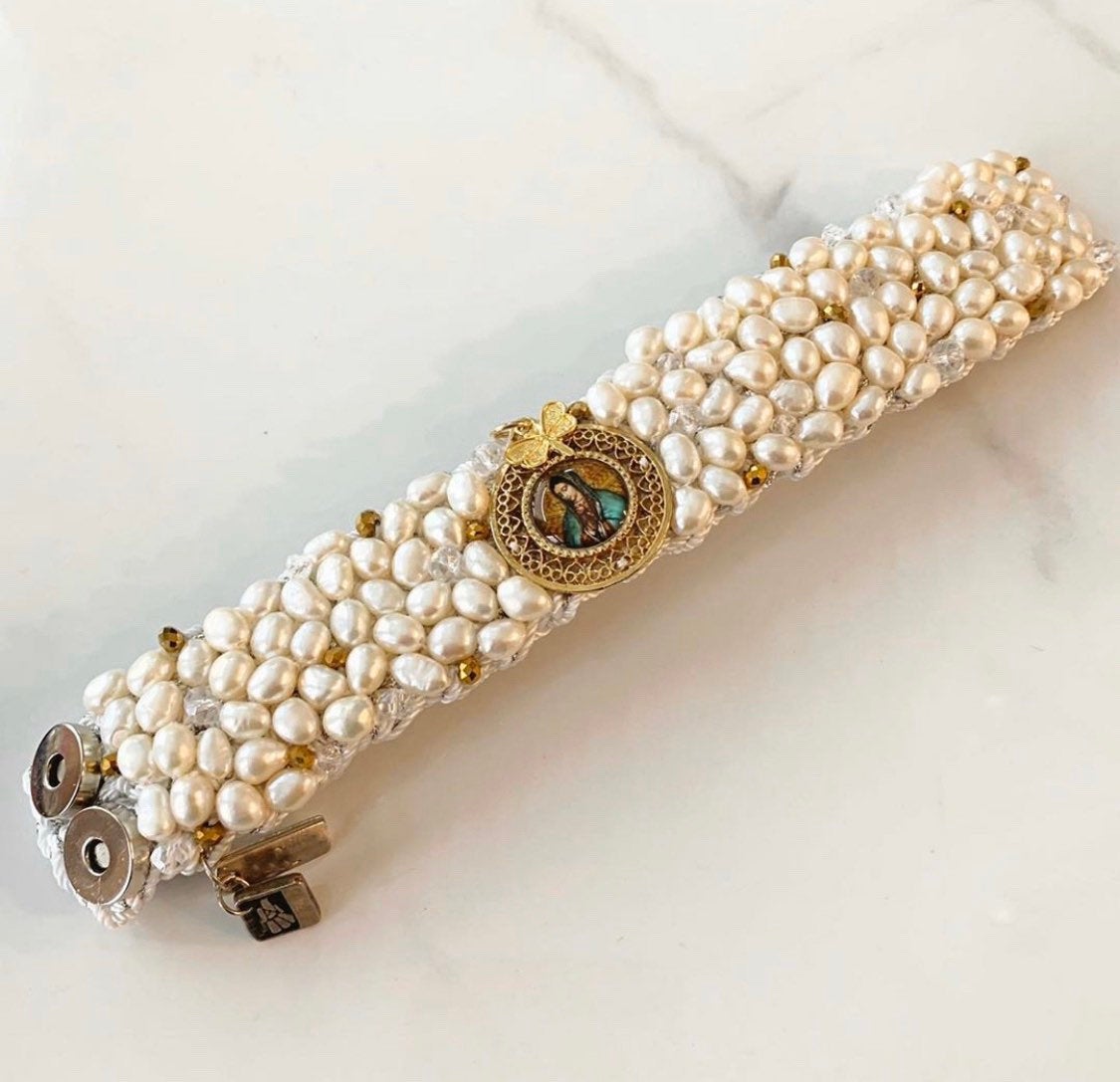Handmade Pearls Bracelet
